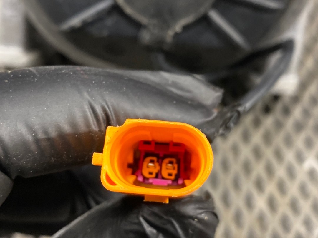 Подушка двигателя, 2820 рублей, Красноярск