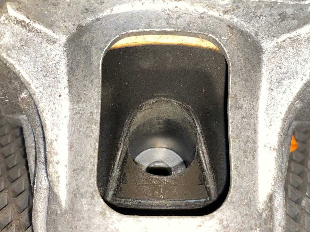 Подушка двигателя, 2820 рублей, Красноярск