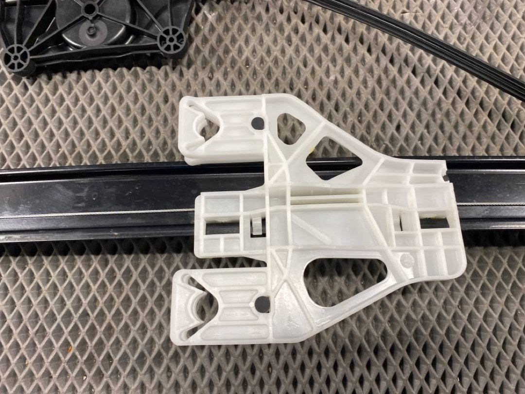 Стеклоподъемник, 1020 рублей, Красноярск