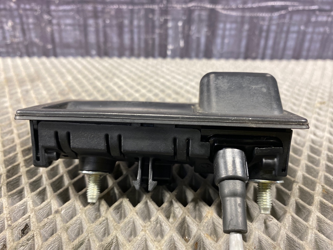 Кнопка открывания багажника, 4200 рублей, Красноярск