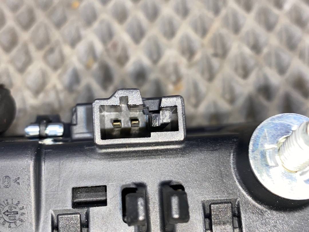 Кнопка открывания багажника, 4200 рублей, Красноярск