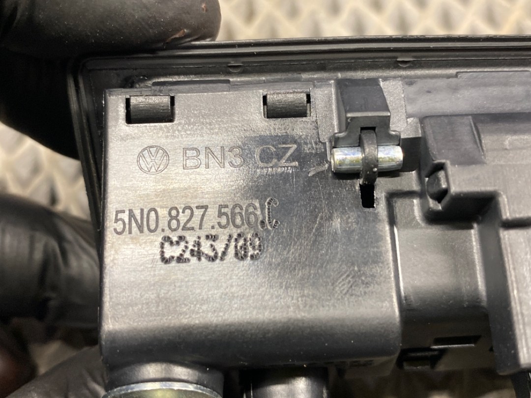 Кнопка открывания багажника, 4200 рублей, Красноярск