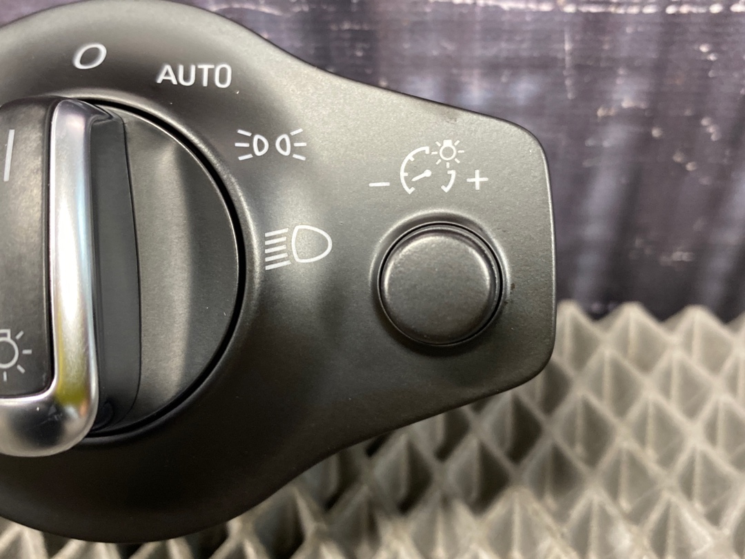 Переключатель света, 1020 рублей, Красноярск