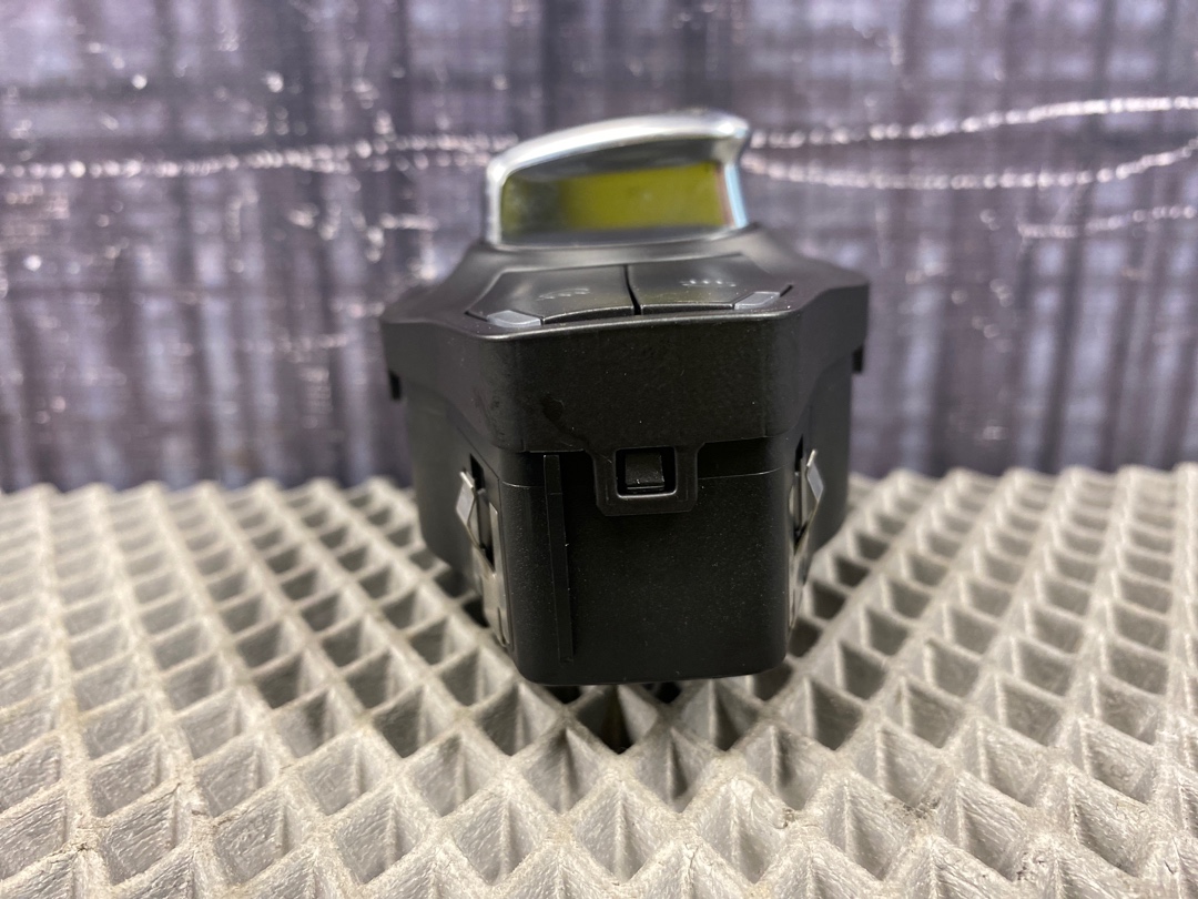 Переключатель света, 1020 рублей, Красноярск