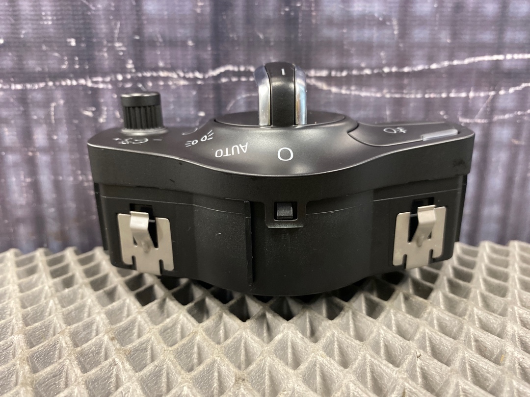 Переключатель света, 1020 рублей, Красноярск