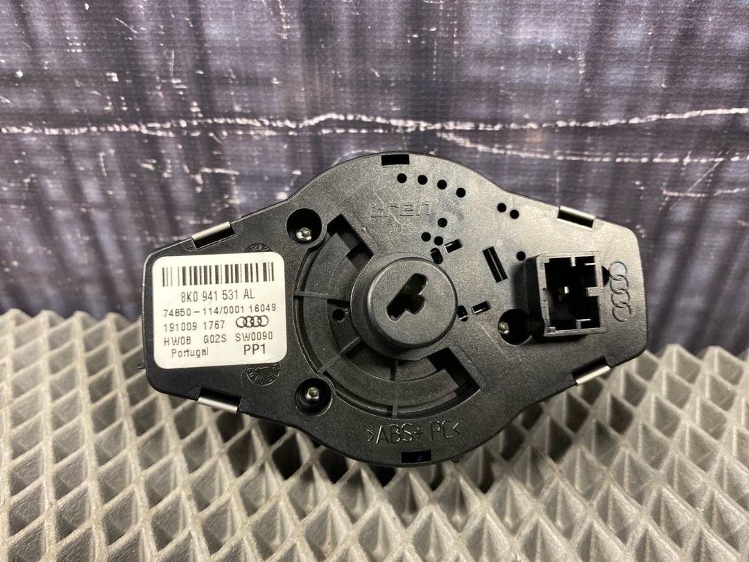 Переключатель света, 1020 рублей, Красноярск