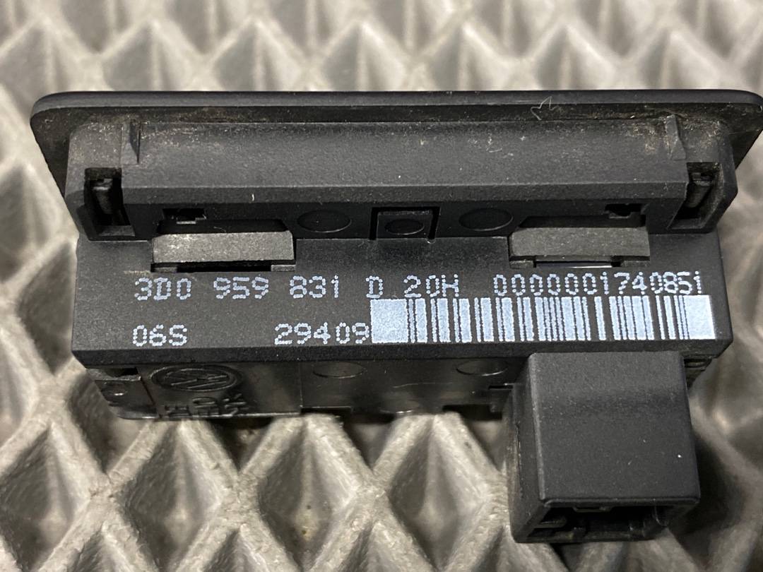 Кнопка открывания багажника, 1500 рублей, Красноярск