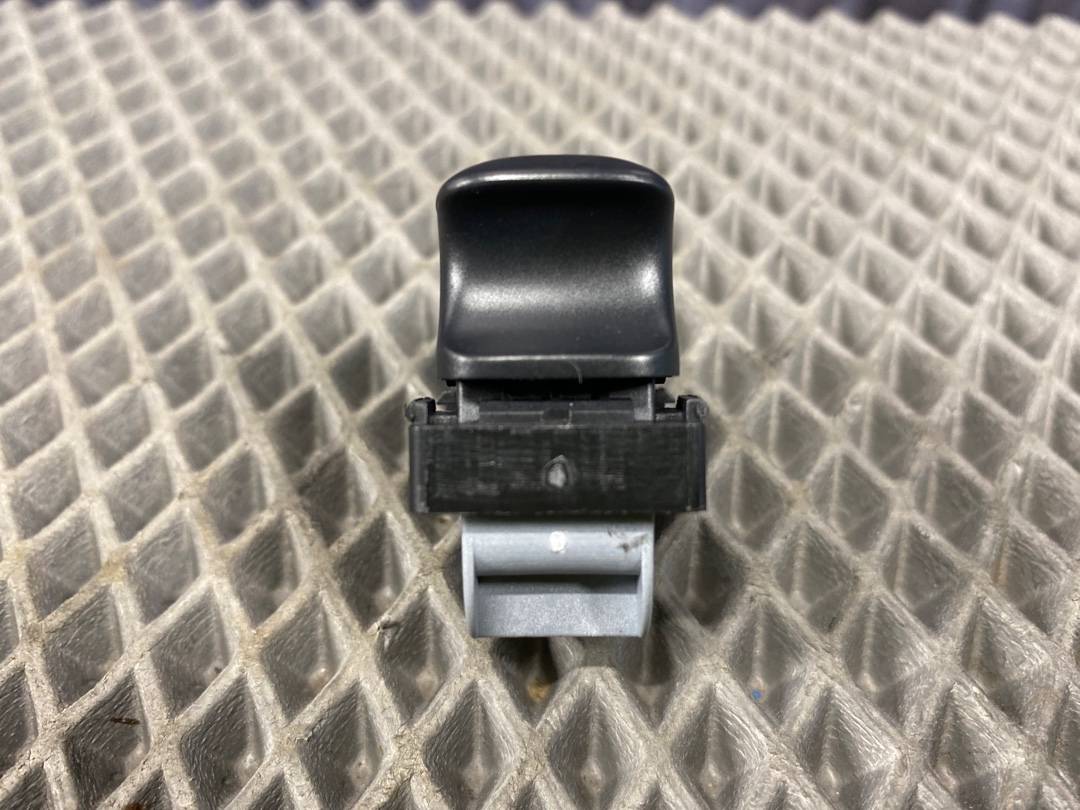 Кнопка стеклоподъемника, 330 рублей, Красноярск