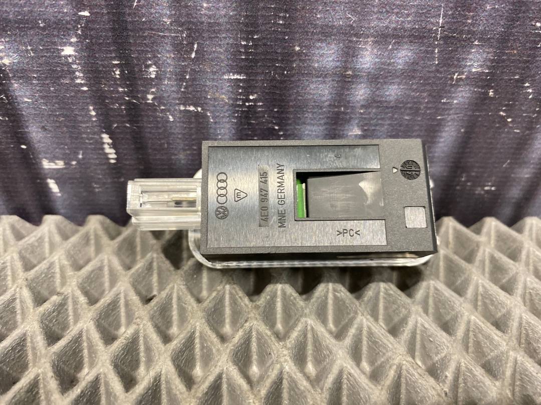 Плафон салона, 210 рублей, Красноярск