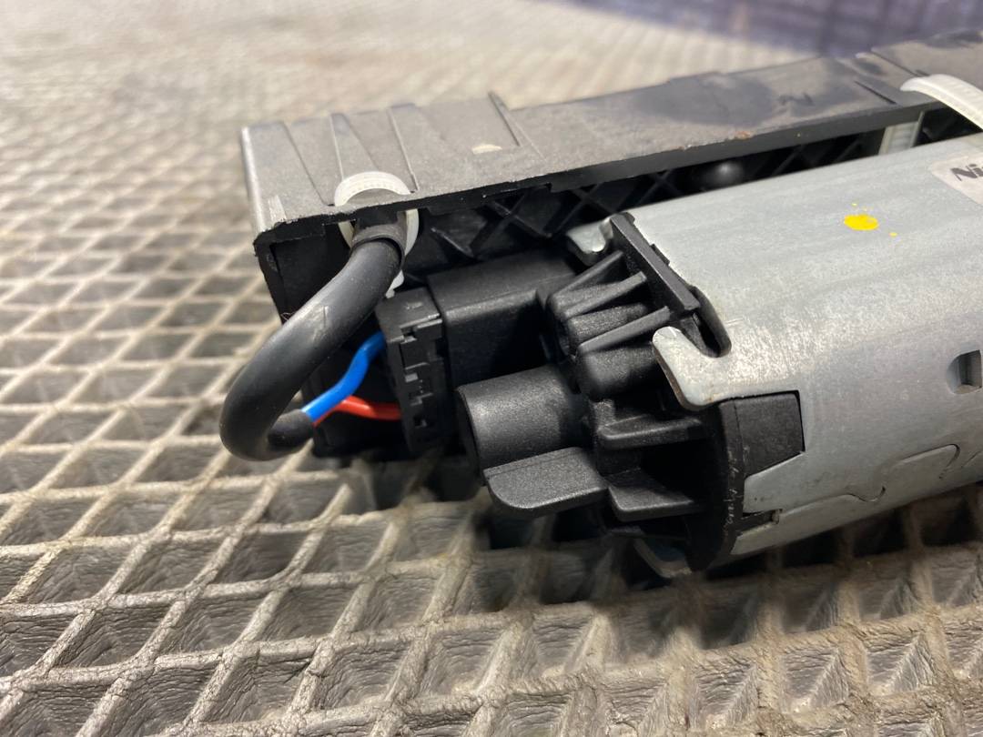 Привод крышки багажника, 5160 рублей, Красноярск