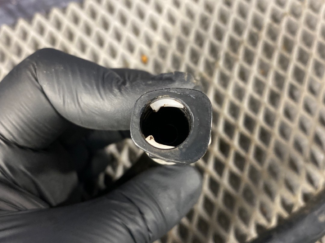 Шланг омывателя фар, 1080 рублей, Красноярск