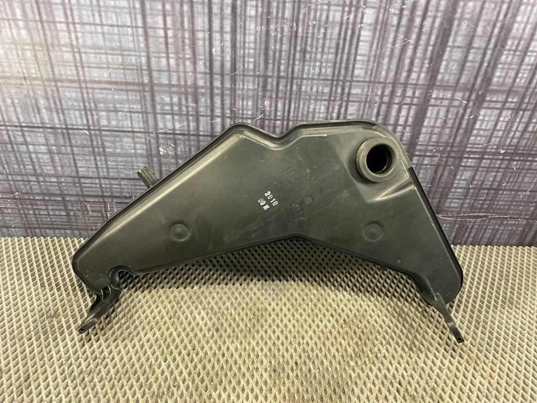 Бачок омывателя, 1740 рублей, Красноярск