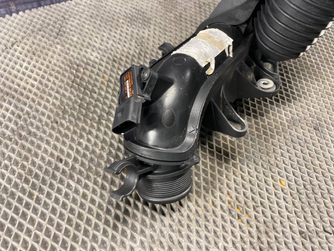 Патрубок интеркуллера, 4140 рублей, Красноярск