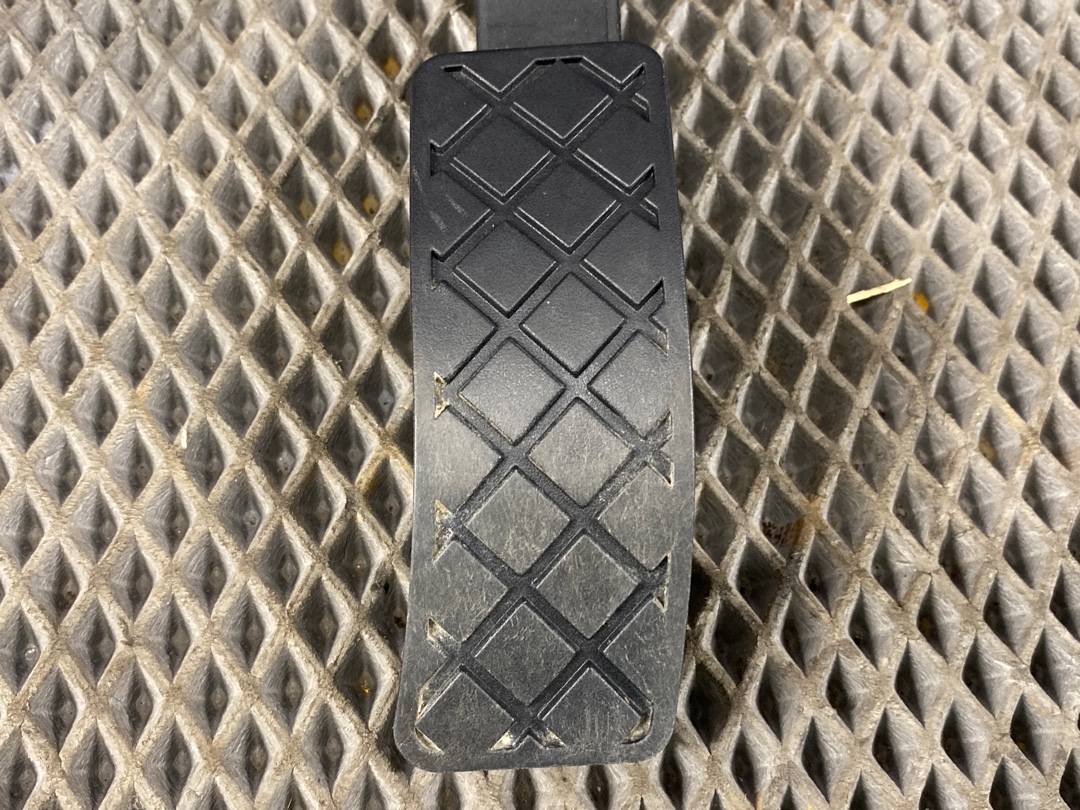 Педаль газа, 960 рублей, Красноярск