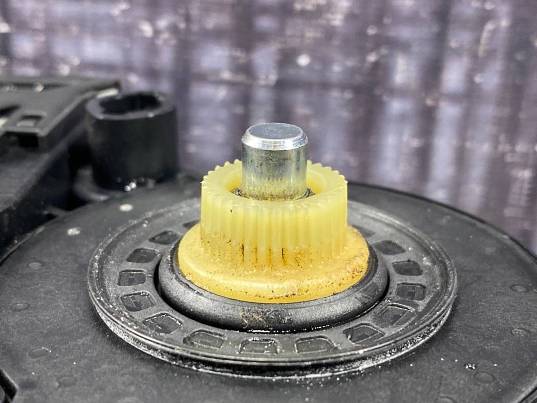 Мотор стеклоподъемника, 1630 рублей, Красноярск