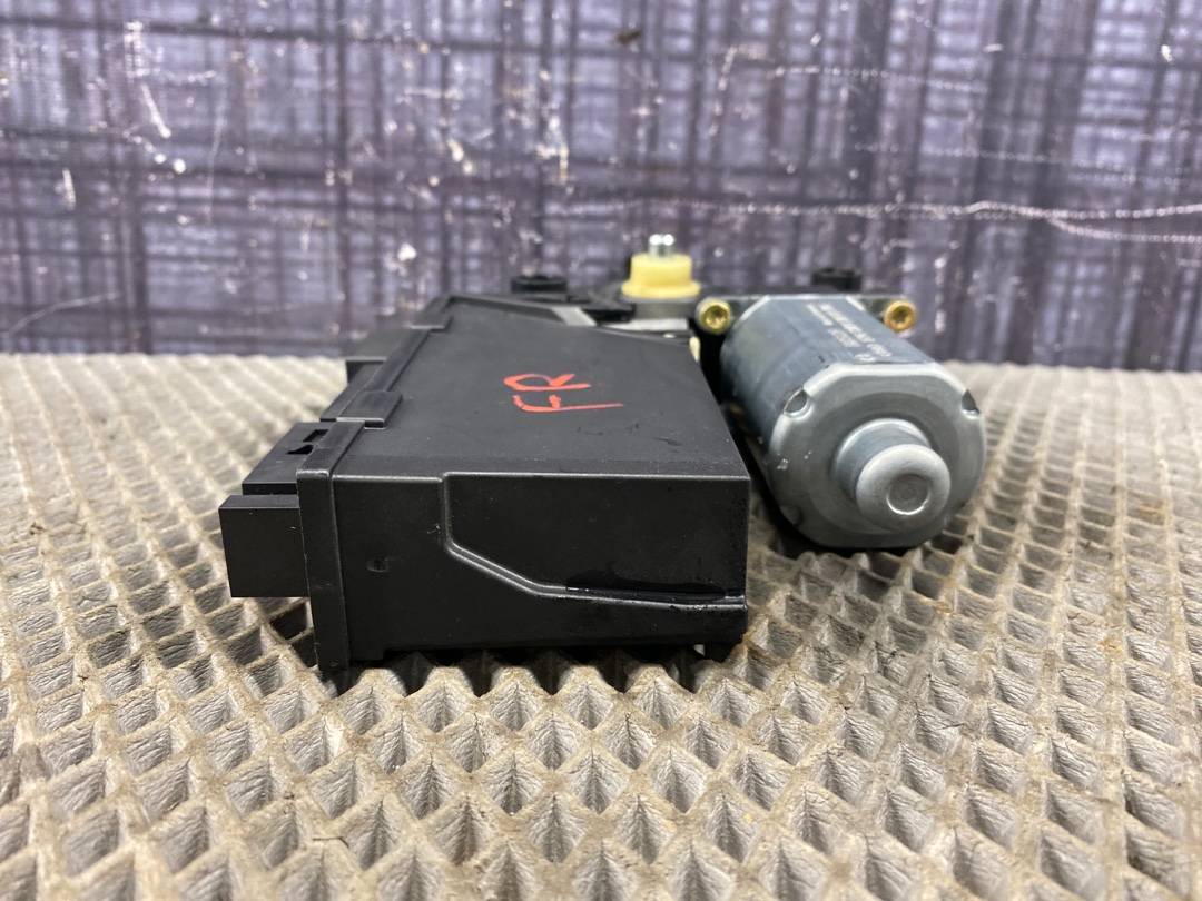 Мотор стеклоподъемника, 1630 рублей, Красноярск