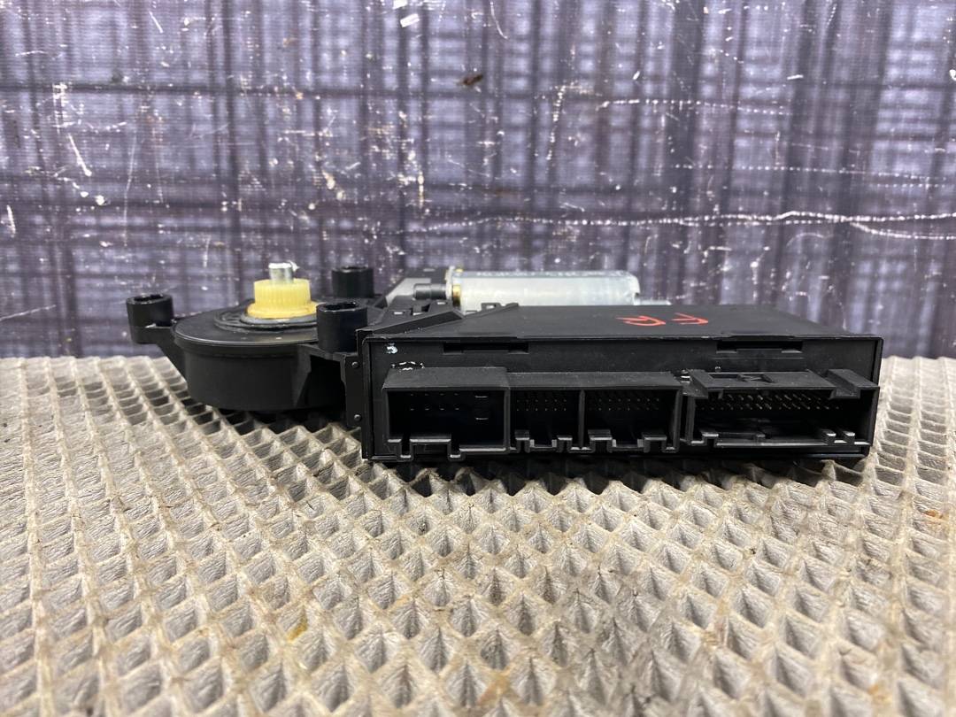 Мотор стеклоподъемника, 1630 рублей, Красноярск