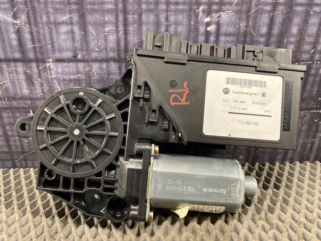 Мотор стеклоподъемника, 1630 рублей, Красноярск