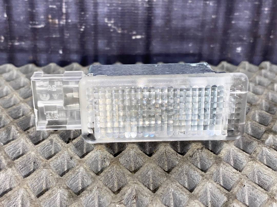 Плафон салона, 360 рублей, Красноярск