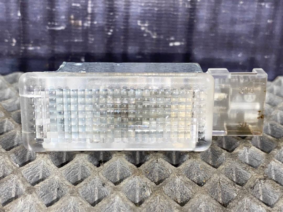 Плафон салона, 360 рублей, Красноярск