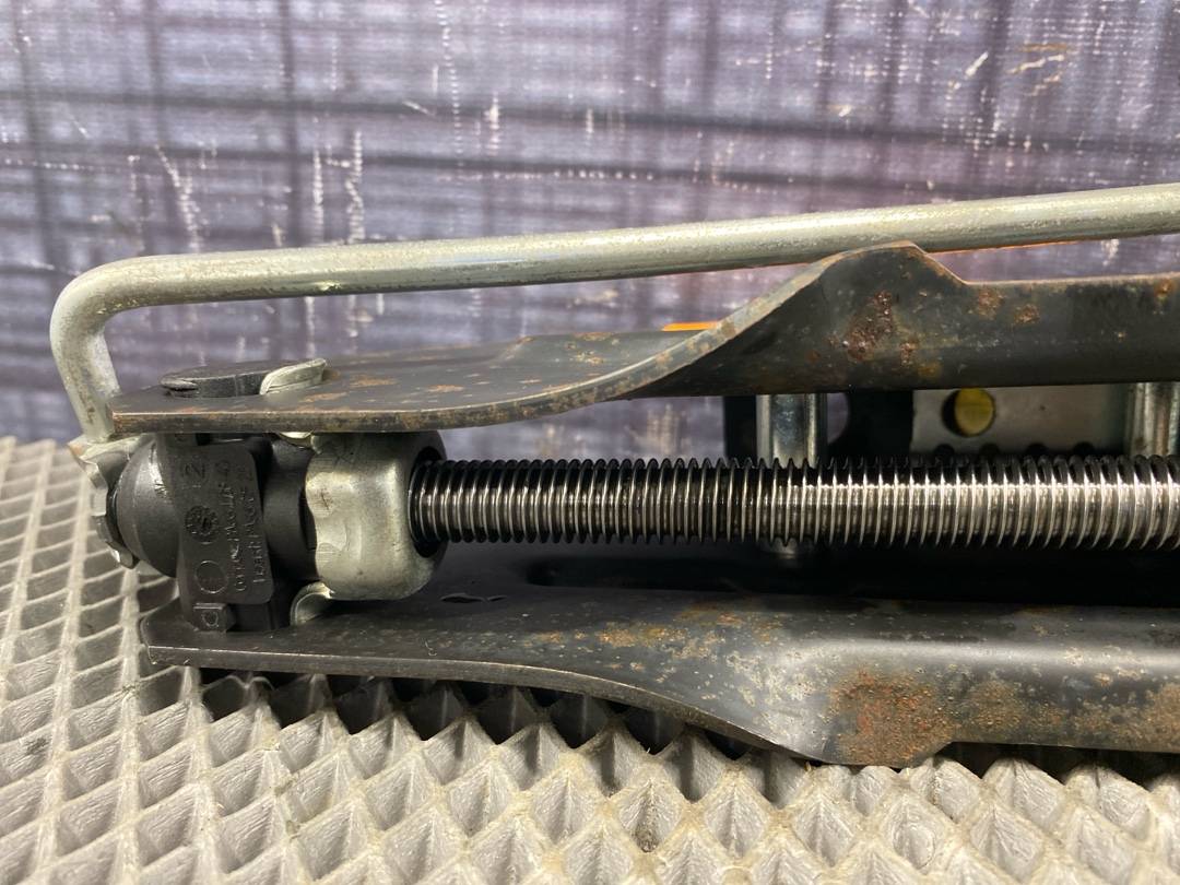 Домкрат, 4980 рублей, Красноярск