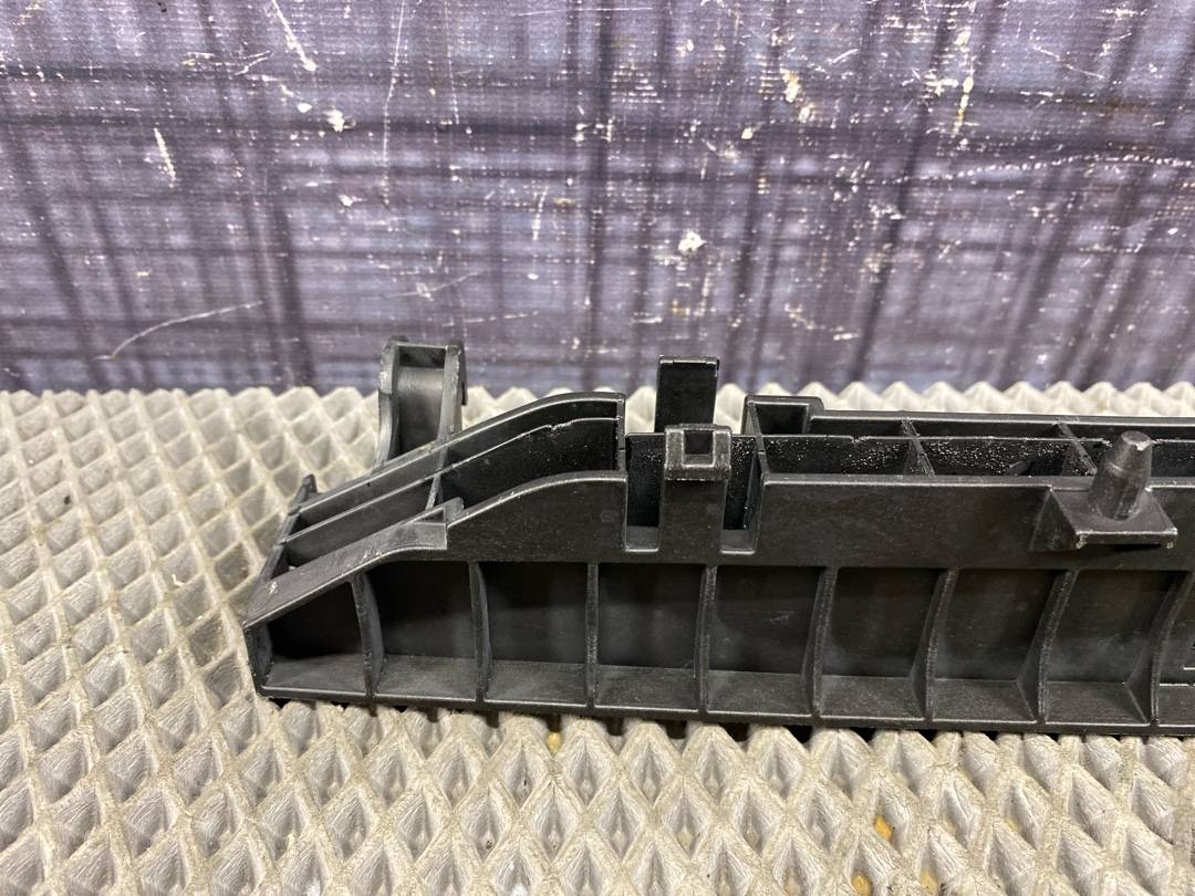 Опора ковра багажника, 670 рублей, Красноярск