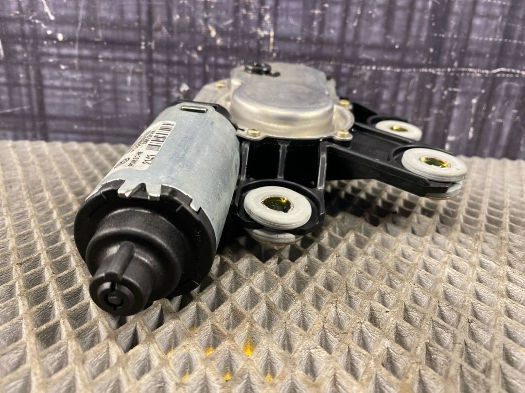 Мотор стеклоочистителя, 2640 рублей, Красноярск