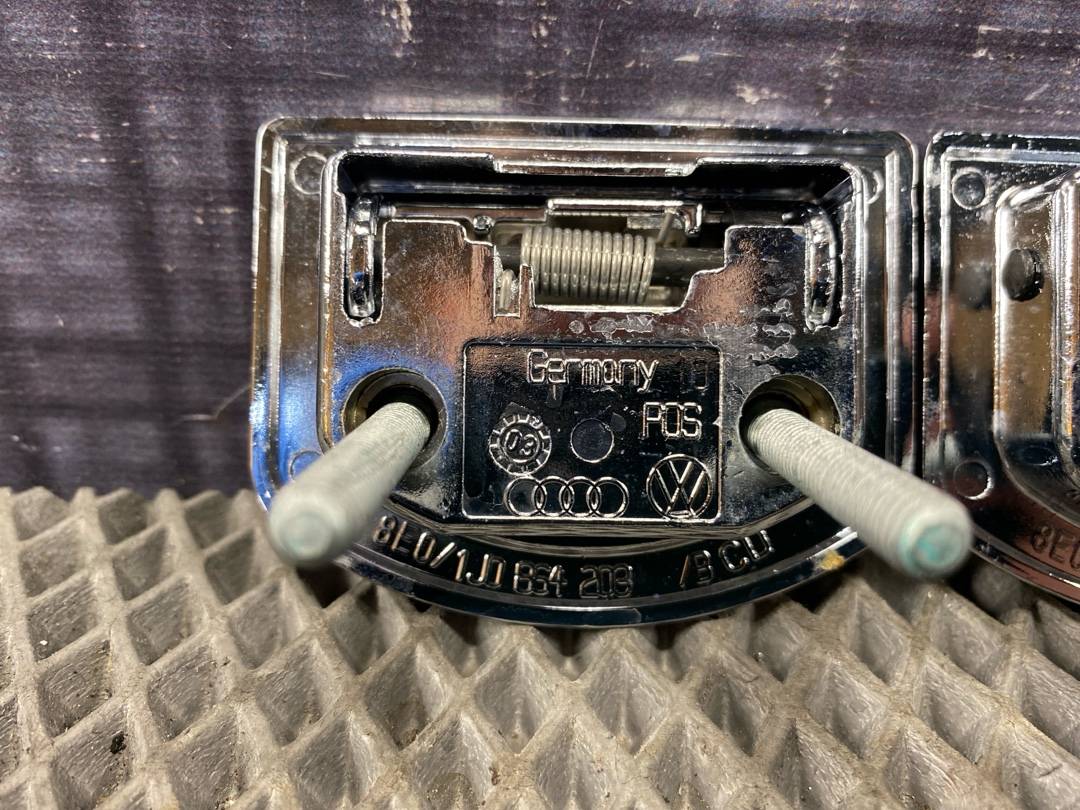 Петля багажника, 840 рублей, Красноярск