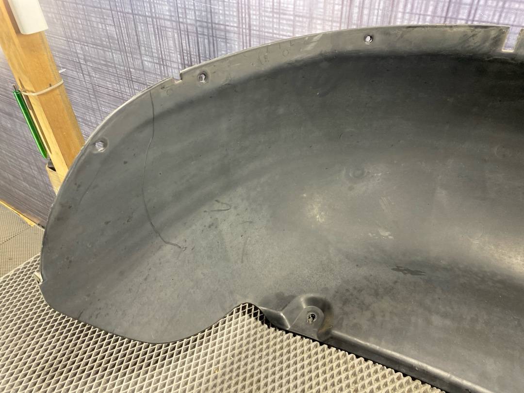 Подкрылок, 1630 рублей, Красноярск