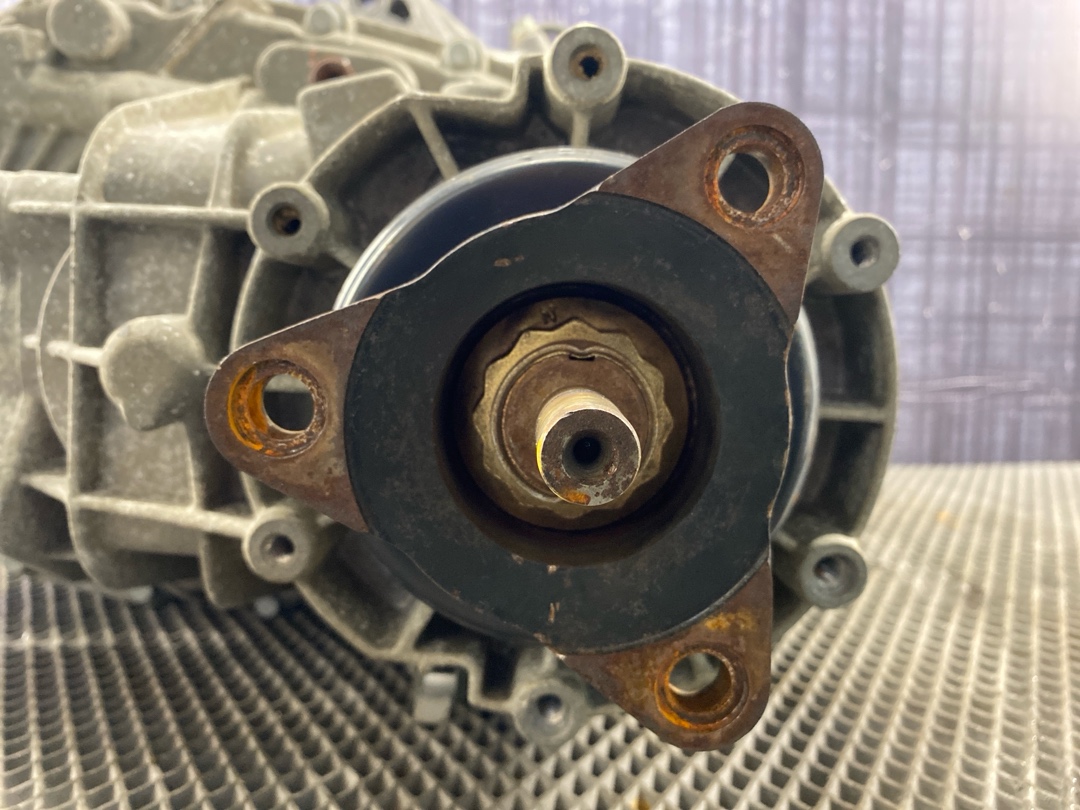 Раздаточная коробка, 23341 рублей, Красноярск