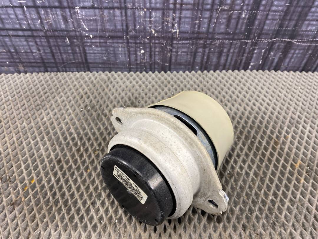 Подушка двигателя, 3460 рублей, Красноярск