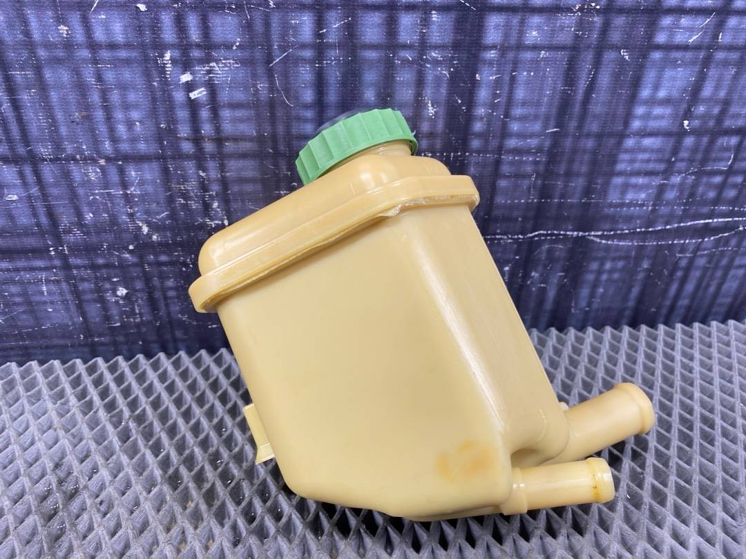 Бачок гидроусилителя, 790 рублей, Красноярск