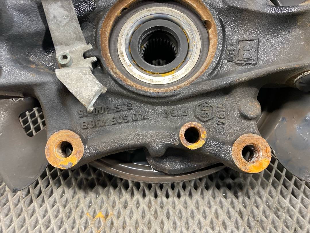 Поворотный кулак, 4620 рублей, Красноярск