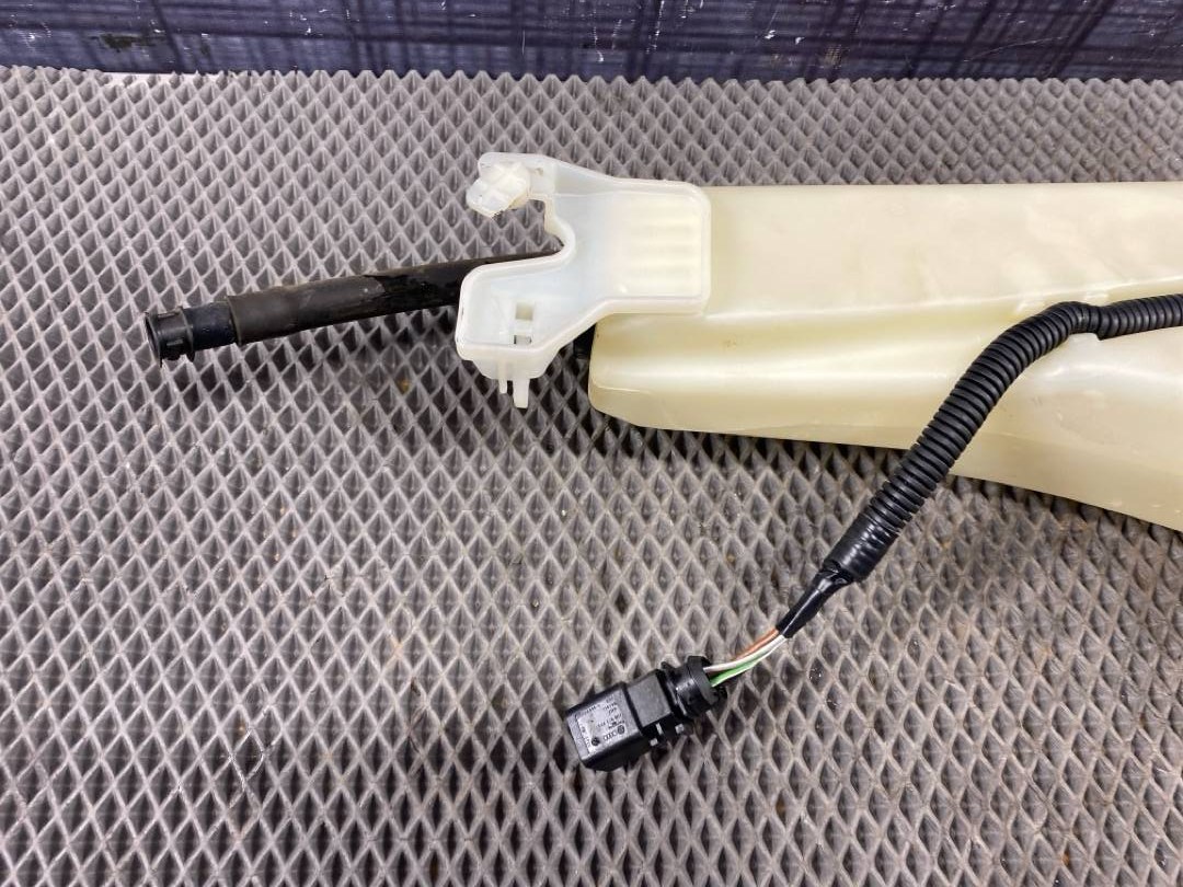 Бачок омывателя, 2980 рублей, Красноярск