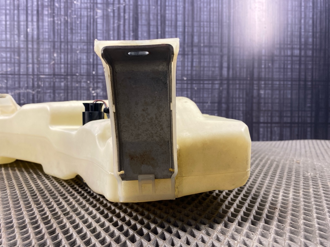 Бачок омывателя, 2980 рублей, Красноярск