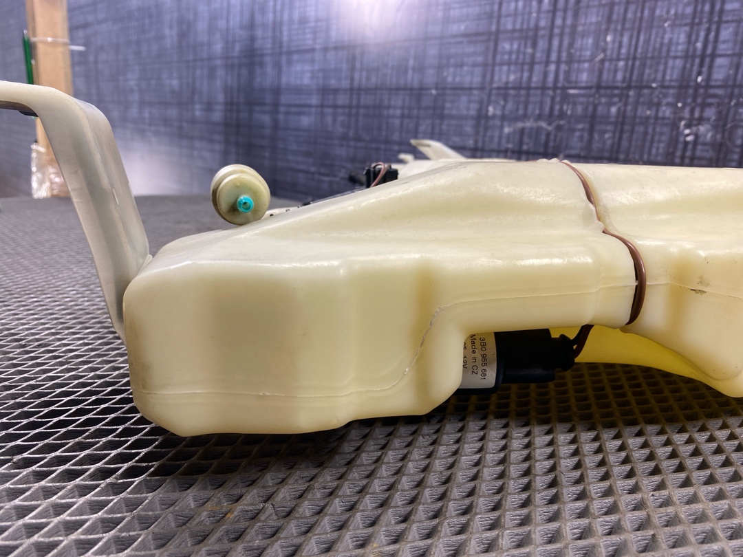 Бачок омывателя, 2980 рублей, Красноярск