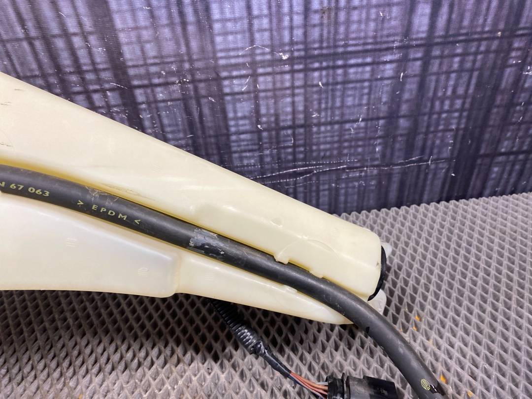 Бачок омывателя, 2980 рублей, Красноярск