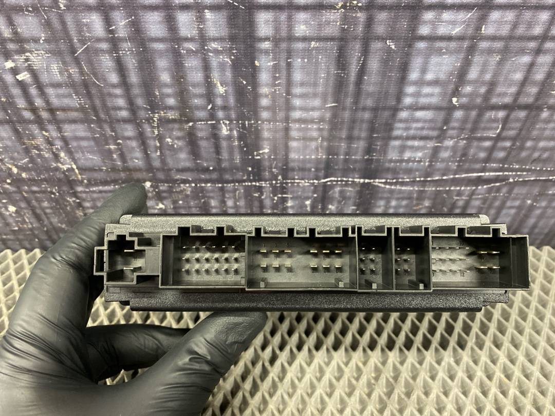 Блок управления бортовой сети, 2830 рублей, Красноярск