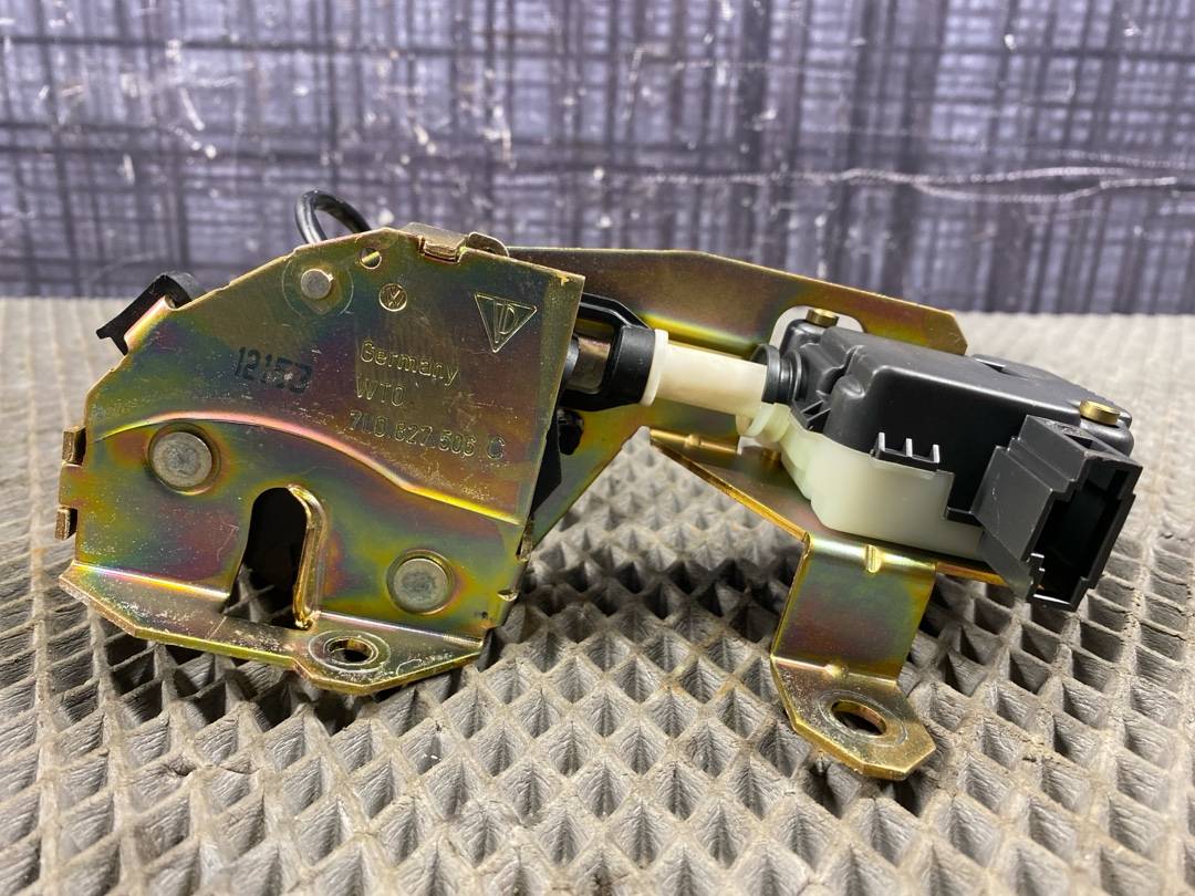 Замок багажника, 1740 рублей, Красноярск