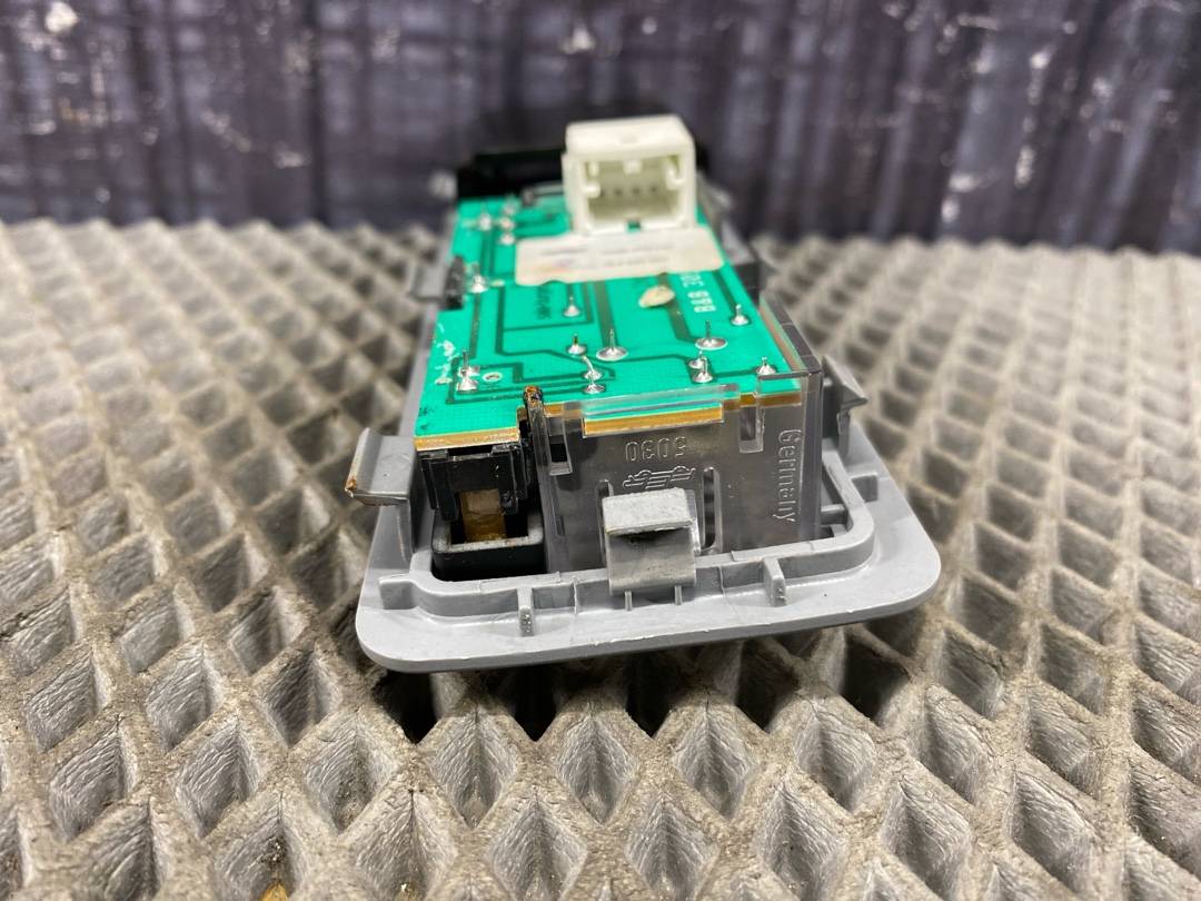 Плафон салона, 680 рублей, Красноярск