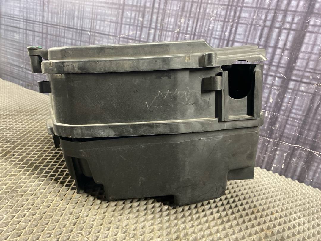 Отсек блока предохранителей, 740 рублей, Красноярск