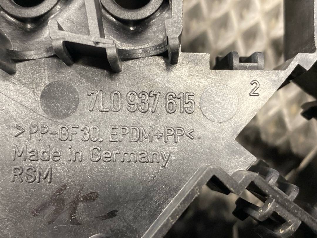 Отсек блока предохранителей, 740 рублей, Красноярск