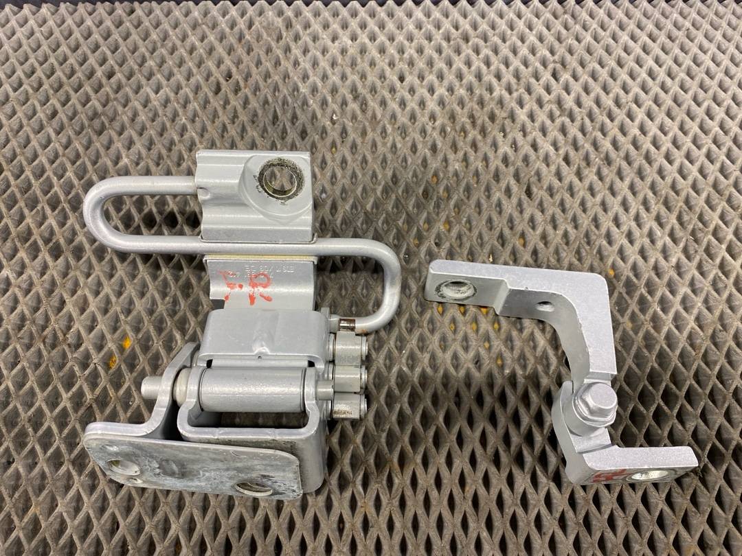 Петля двери, 2000 рублей, Красноярск