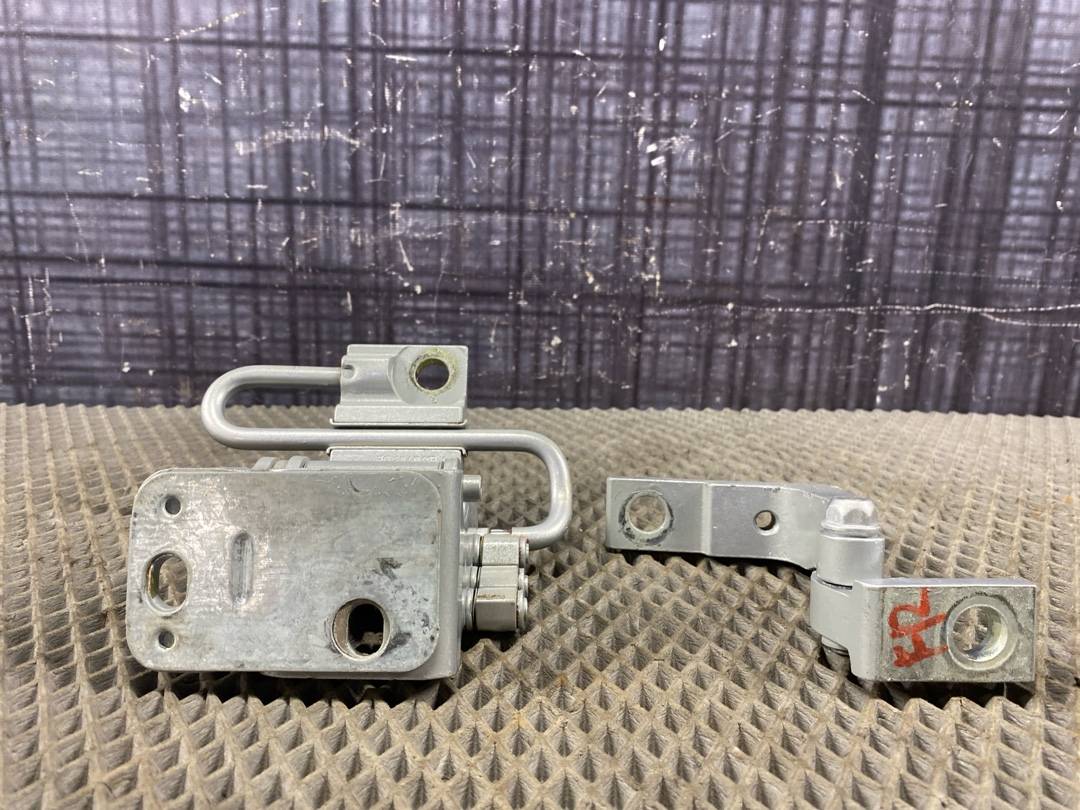 Петля двери, 2000 рублей, Красноярск