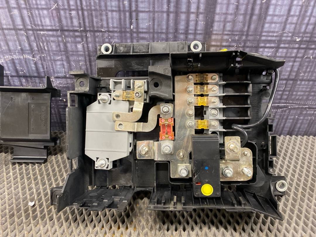 Блок предохранителей, 3060 рублей, Красноярск