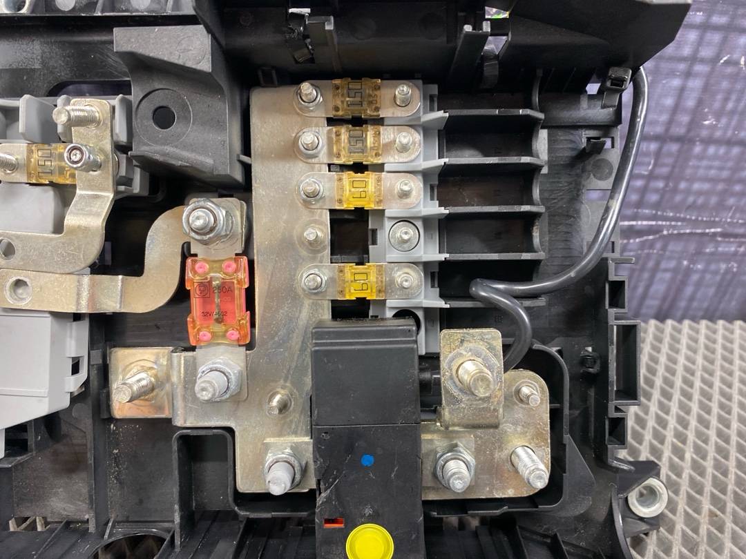 Блок предохранителей, 3060 рублей, Красноярск