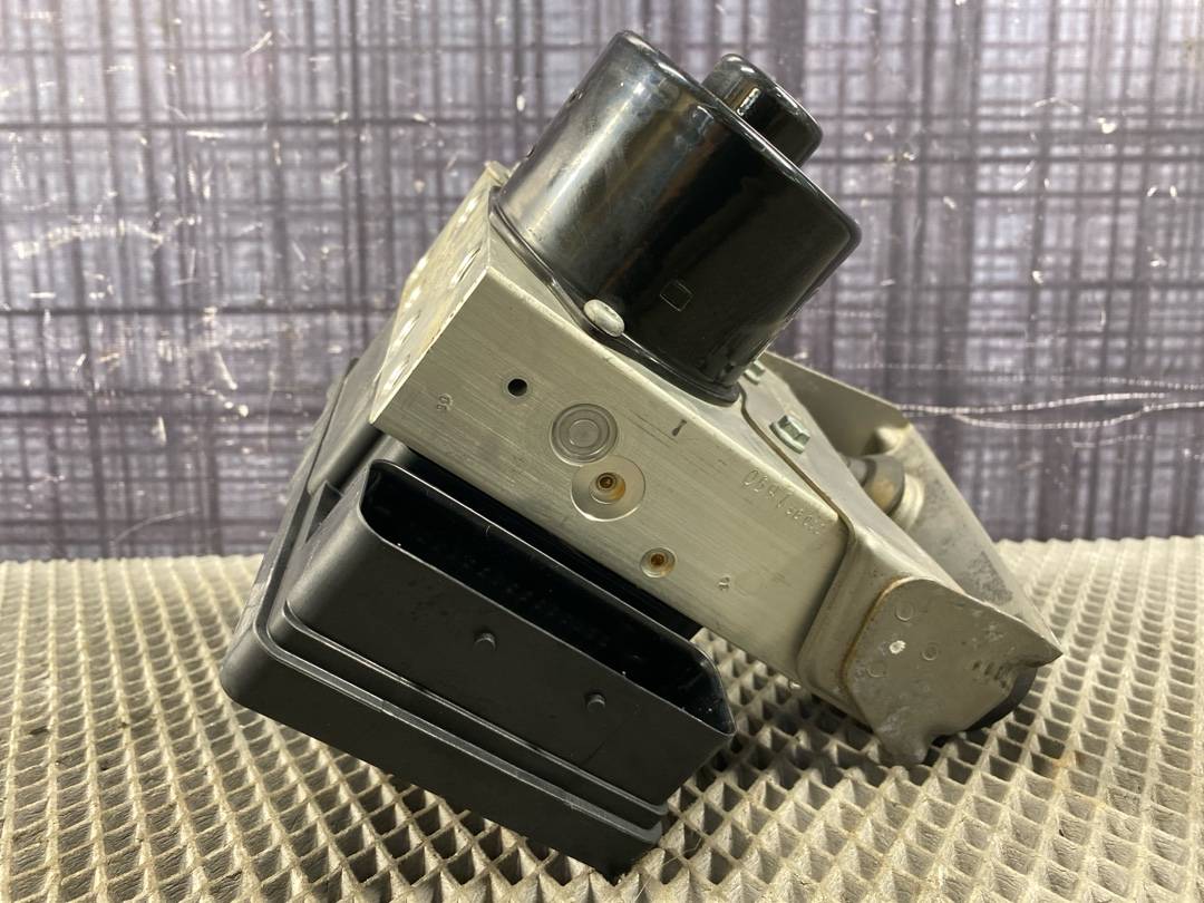 Блок ABS, 8670 рублей, Красноярск