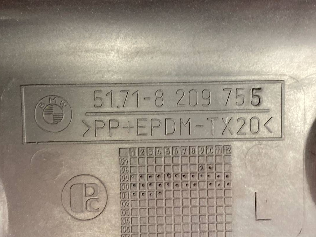 Комплект накладок на порог, 2988 рублей, Красноярск