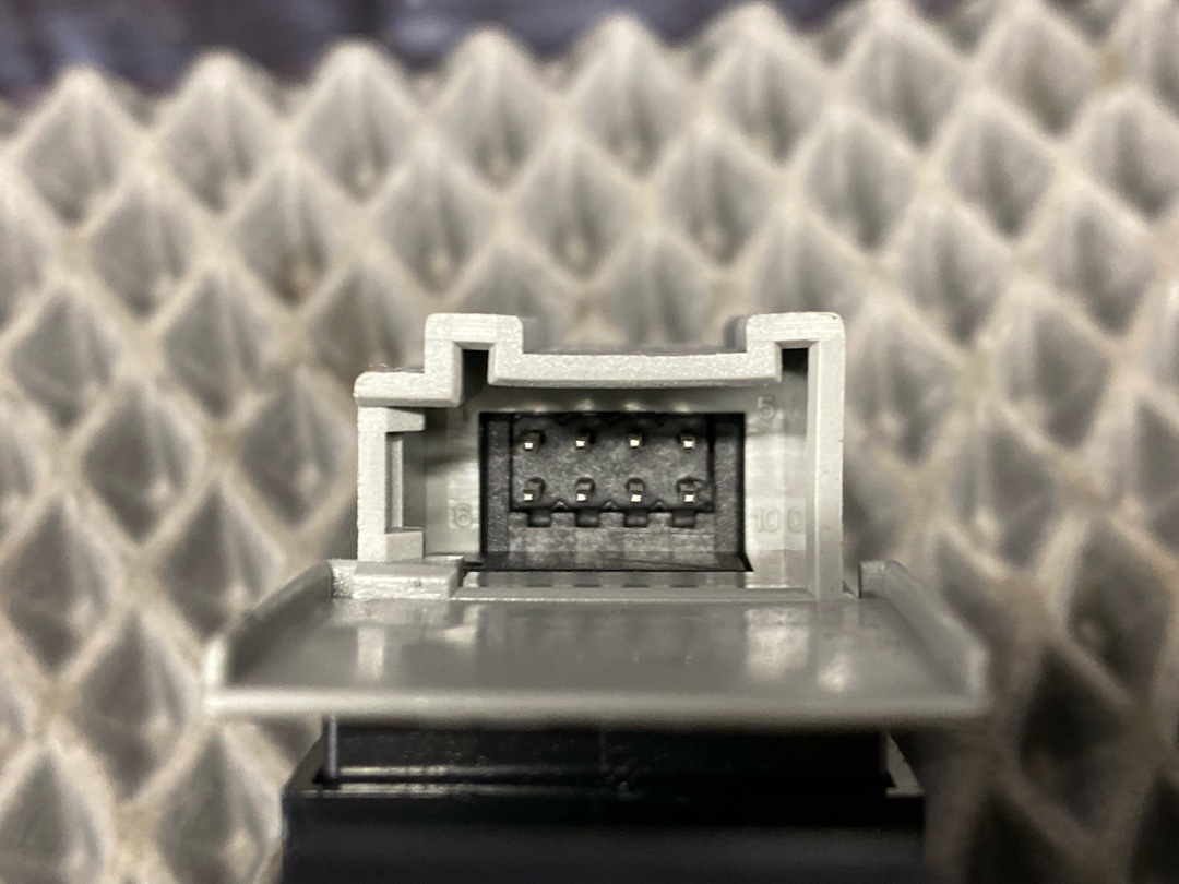 Кнопка стеклоподъемника, 275 рублей, Красноярск