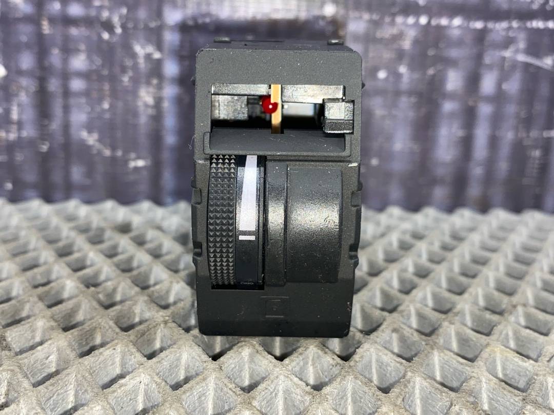 Кнопка яркости подсветки, 225 рублей, Красноярск